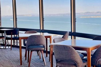 Hyatt Regency San Francisco Embarcadero Club