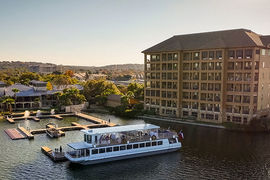 New Dining Yacht Debuts at the Horseshoe Bay Resort
