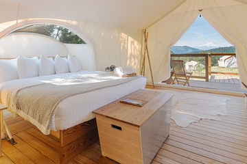 Under Canvas Debuts Columbia River Gorge Glampground