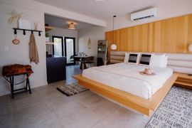 Azure Sky King Room Palm Springs
