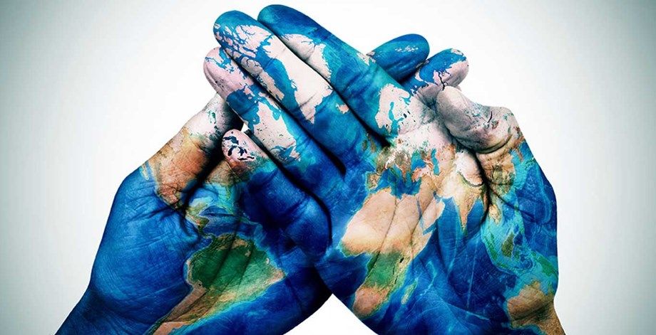 eic-hands-globe-map-a