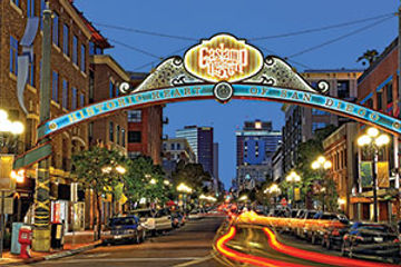 Gas Lamp quarter arch