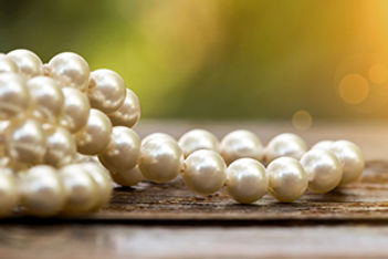 Pearls-Wavetop-GettyImages-861233498