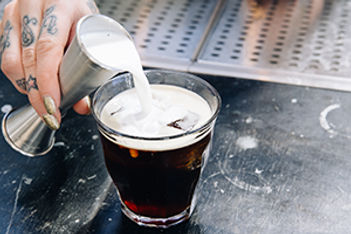 everly-hotel-cold-brew-white-russian