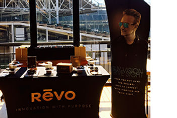 revo-display-wet-paint-group