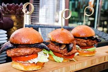anaheim-marriott-beyond-meat-sliders