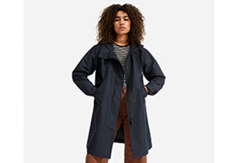 everlane-anorak-recycled-plastic