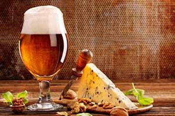 beer-cheese-wideonet-adobestock-127210059