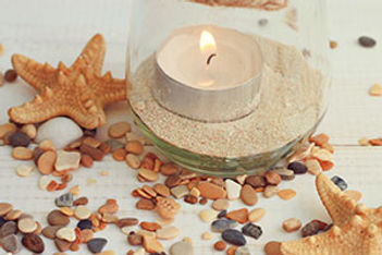 Décor for Dining Apart
