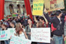 Protesters of Occupy Wall Street thumbnail