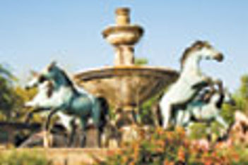 Fountain in Scottsdale, Ariz thumbnail