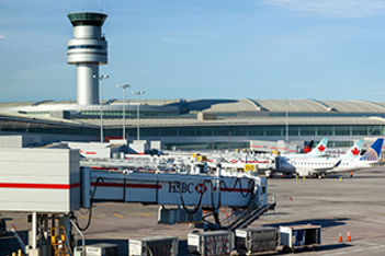 toronto-pearson-gettyimages-893888038
