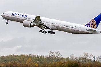 United to Roll Out International Premium Economy This Year
