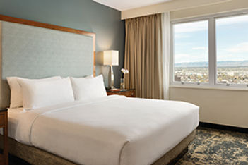 embassy-suites-denver-downtown-room