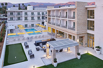 hotel-paseo-backyard-lawn