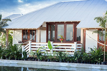 mahogany-bay-waterfront-guest-house
