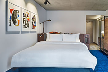 maven-hotel-king-room