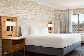 Baltimore's Radisson Downtown-Inner Harbor to Unveil Major Renovation
