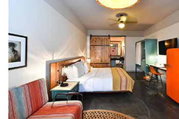 Retro Texican Court Hotel Debuts in Irving, Texas