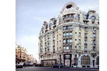 Paris' Historic Hôtel Lutetia Reopens Following a US$234 Million Renovation