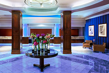 radisson-baltimore-lobby