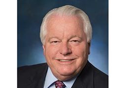 Roger Dow Gets 4-Year Extension at U.S. Travel