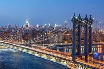 Skyline-Bridge-Brooklyn-NYC-Julienne-Schaer