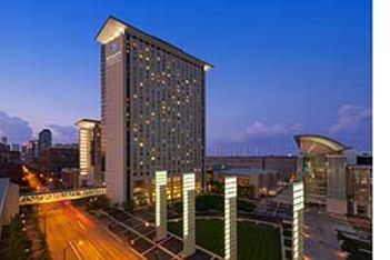 Chicago Hotel Workers at Hyatt, Holiday Inn Ratify Contract
