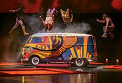 Love session: Cirque du Soleil
inspires creative revolution.