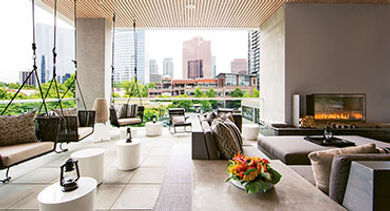 W Bellevue Porch