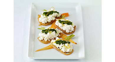 wolfgang-puck-crostini