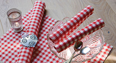 cotton-napkins-on-a-roll