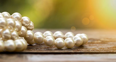 Pearls-Wavetop-GettyImages-861233498