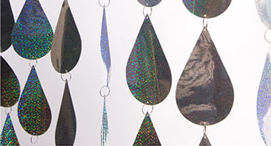 holographic-raindrop-curtain