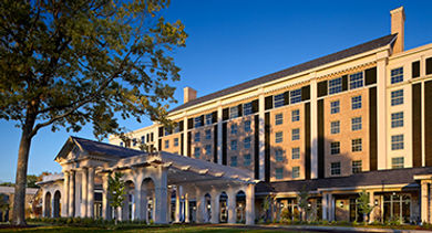 guest-house-graceland-exterior