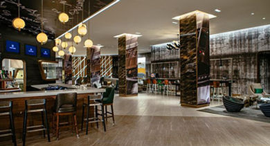 renaissance-chicago-downtown-lobby