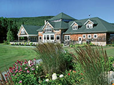 The Omni Mount Washington Resort
includes a 25,000-square-foot spa.