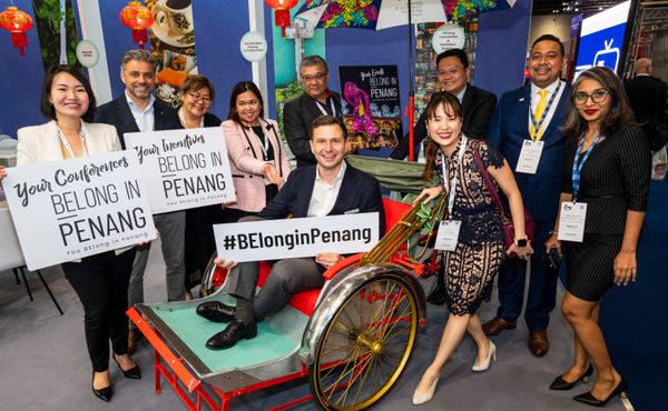 Yeoh Soon Hin, Minister of Tourism and Creative Economy for Penang opened the show