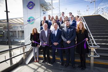 Eventprofs praise Elizabeth line as first train arrives at ExCeL