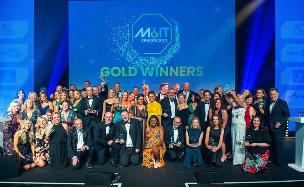 M&IT AWARDS 23