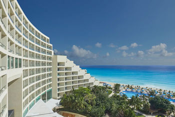 Meet. Up. In Mexico or Punta Cana.