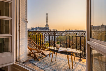 Adobe Stock Paris