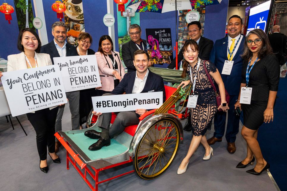 Yeoh Soon Hin, Minister of Tourism and Creative Economy for Penang opened the show