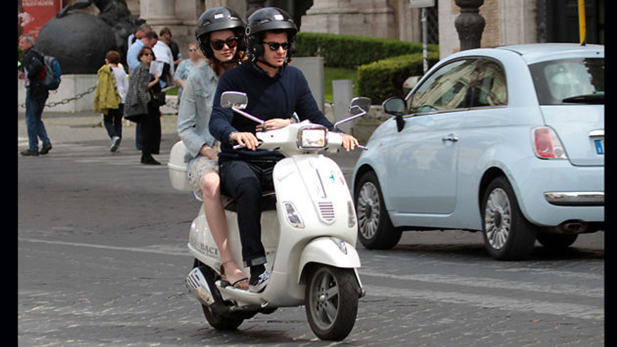 When In Rome: Emma Stone & Andrew Garfield Enjoy Vespa Ride | TravelPulse