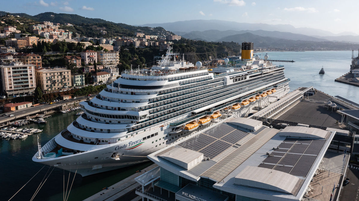 Carnival Firenze Cruise Ship, USA