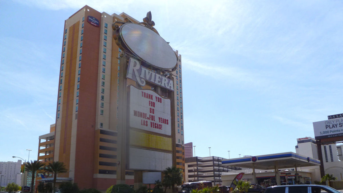 What Caused the Infamous Riviera to Close after 60 years? 