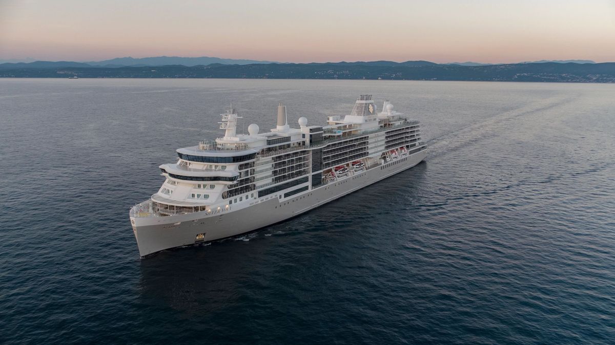  Silversea Opens Pre-Sale For 150 Winter 2025/2026 Itineraries 