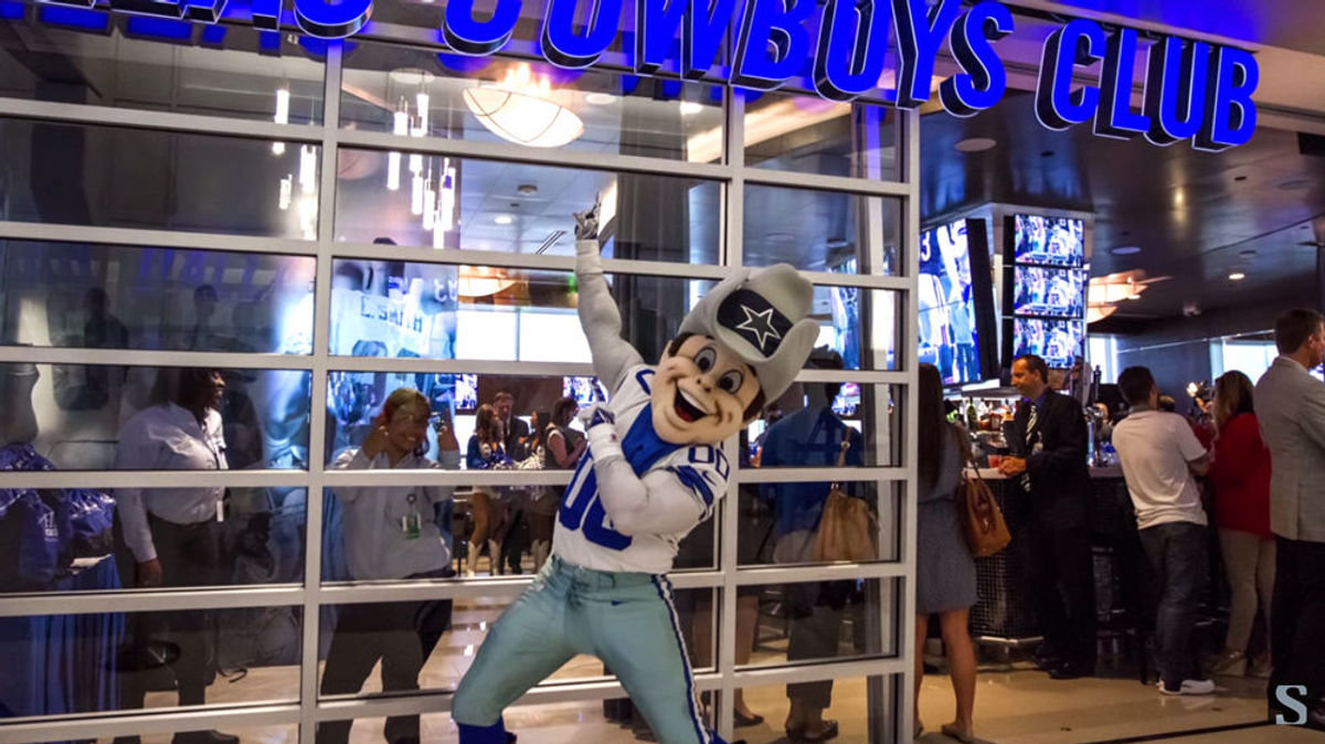 WATCH: Dallas Cowboys Open Upscale Club at DFW