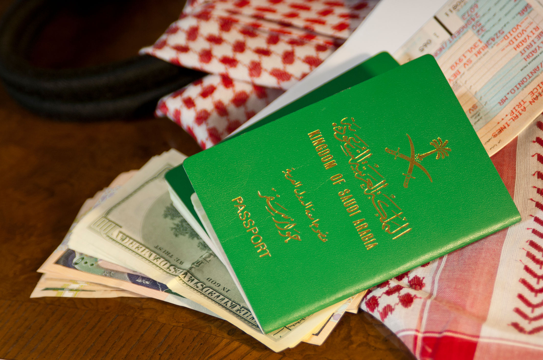 Saudi Arabia Allows Women To Obtain Own Passports Travel Independently   Source 