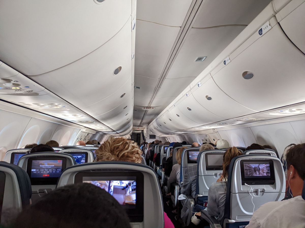 EVAC Act: Congressional Bill Aims to Address Cramped Airplane